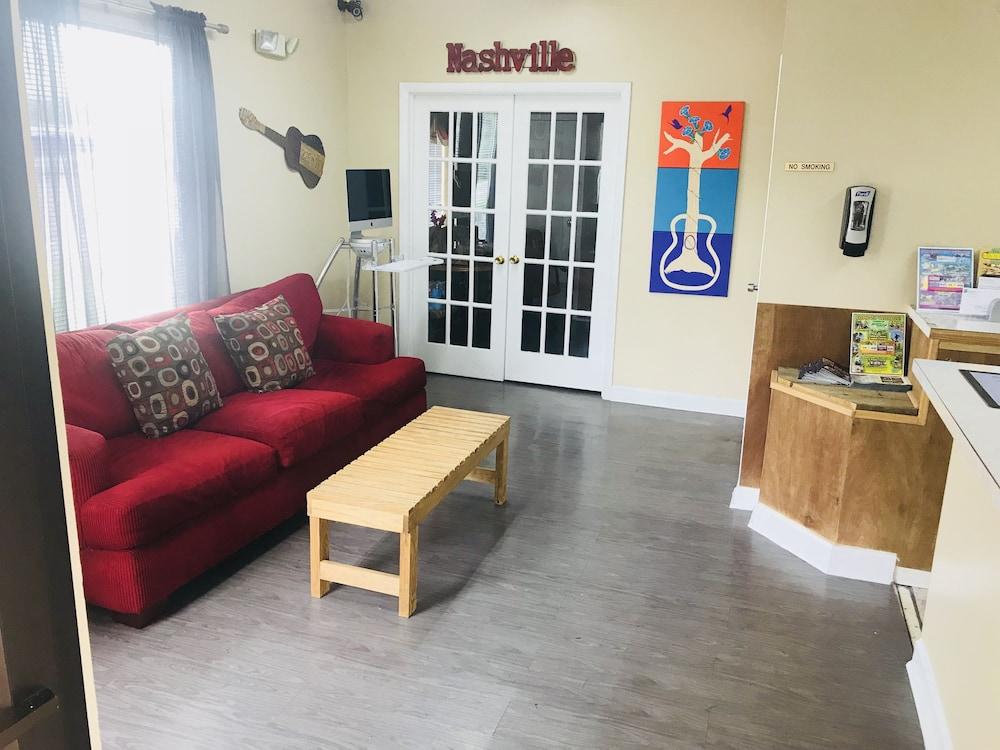 Rodeway Inn Nashville Airport Eksteriør bilde