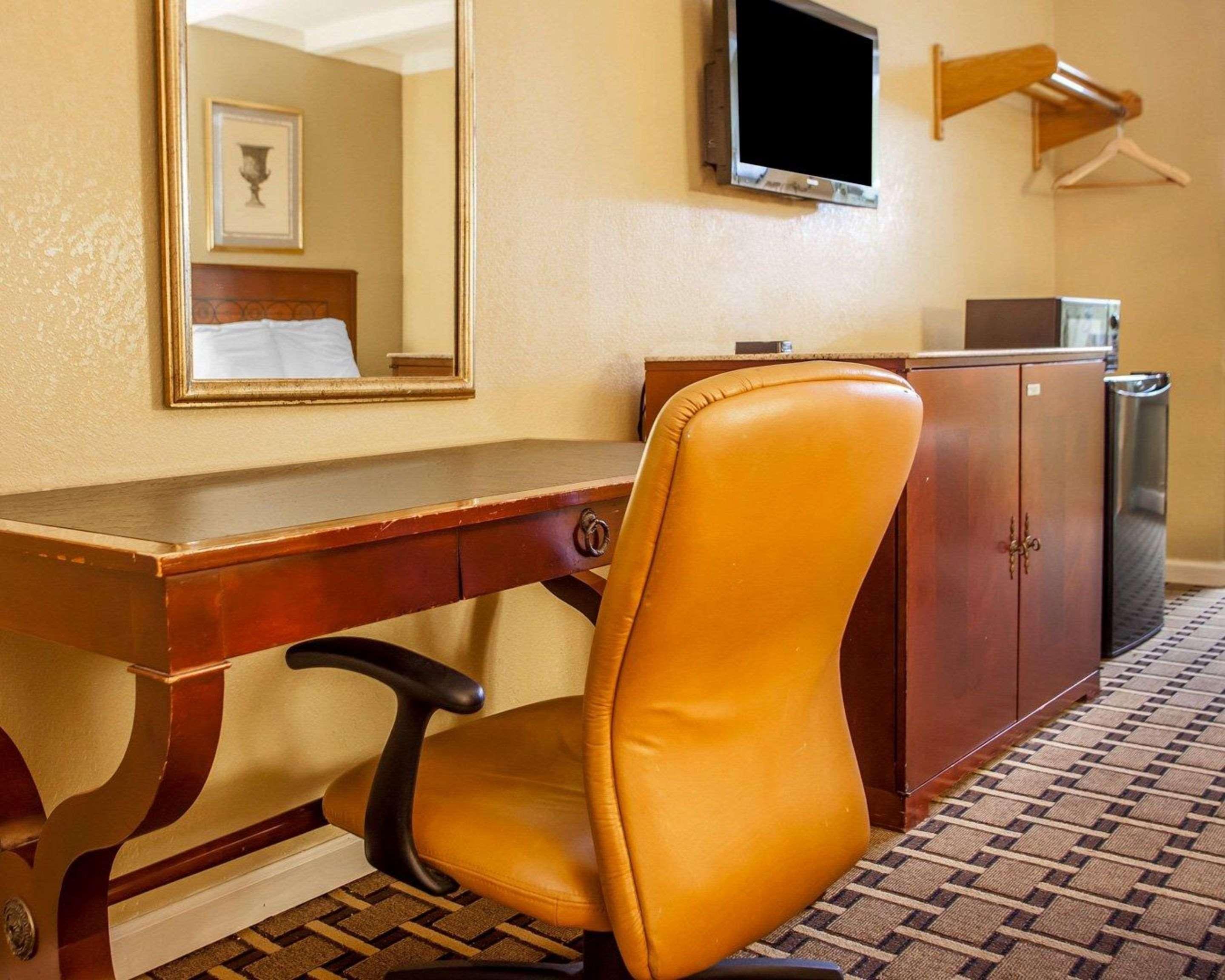 Rodeway Inn Nashville Airport Eksteriør bilde