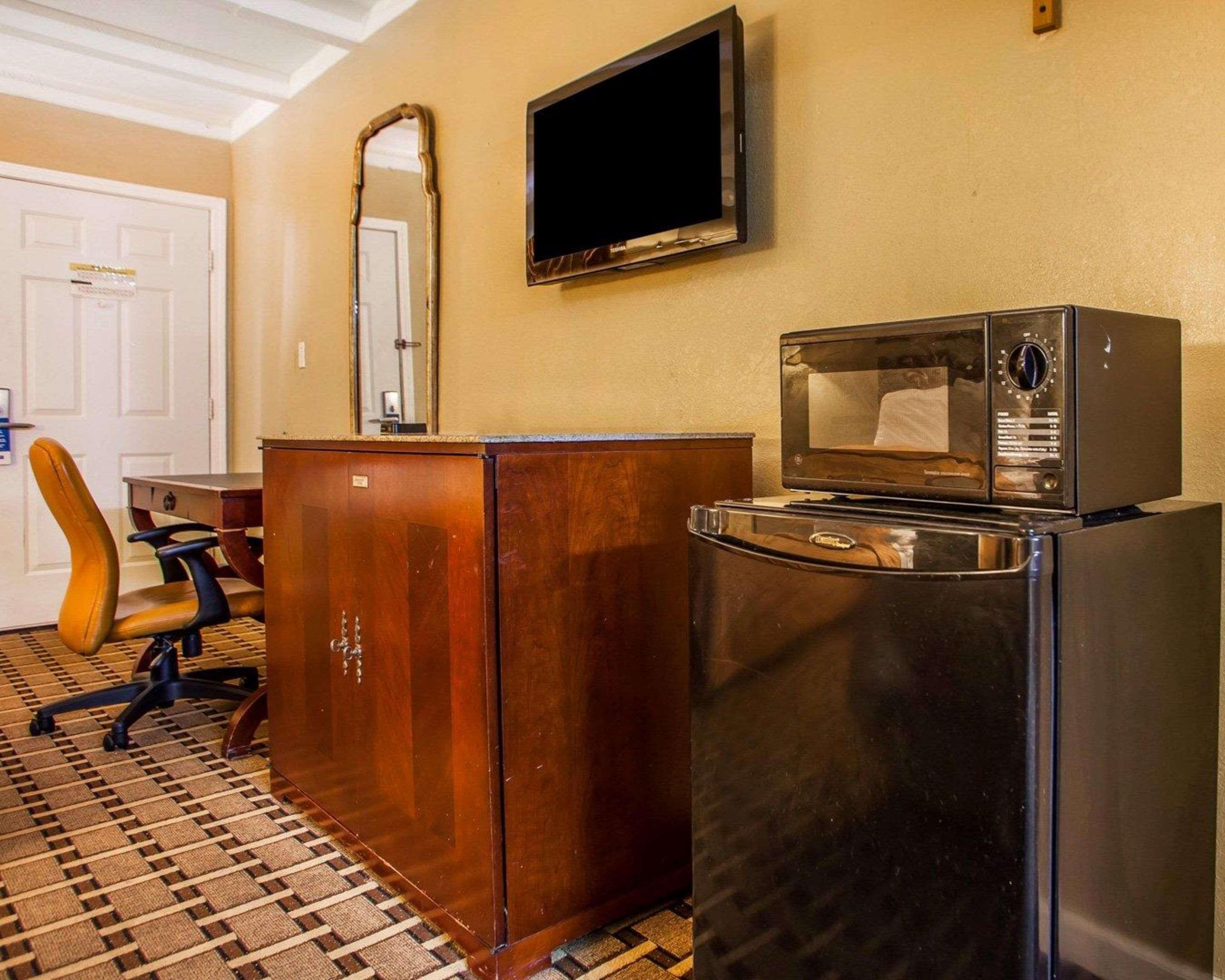Rodeway Inn Nashville Airport Eksteriør bilde